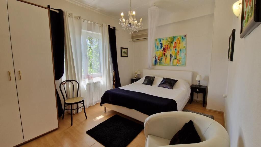 Guest room with balcony